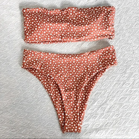 NWT Shein Strapless Cheeky Bikini - Picture 2 of 6
